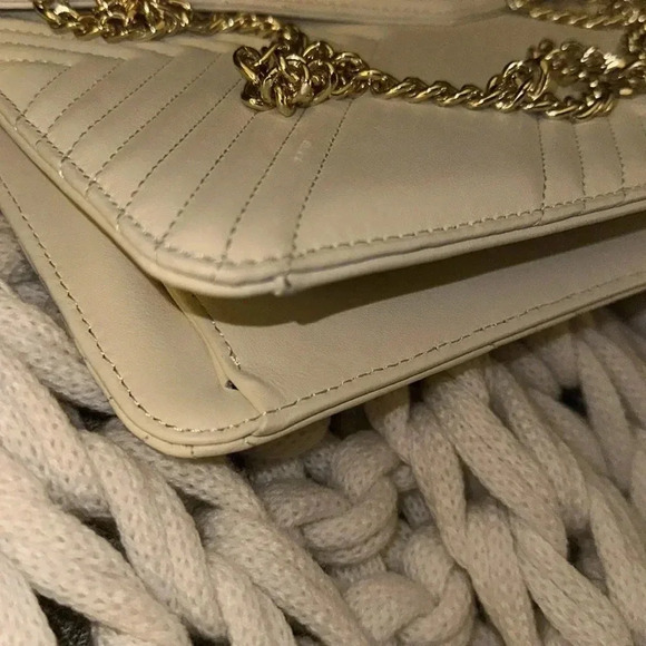 NWOT G’JUAN XAVIER Lux Designer Goddess Clutch Vtg Cream w/Burgundy Interior - Picture 12 of 16